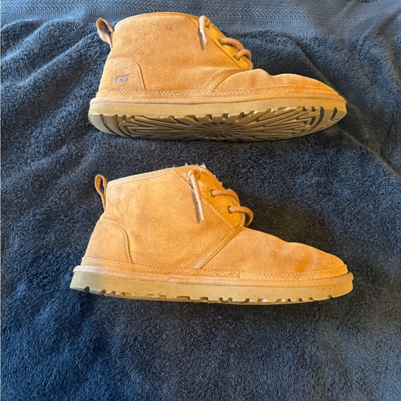 Numel uggs - Picture 3 of 4